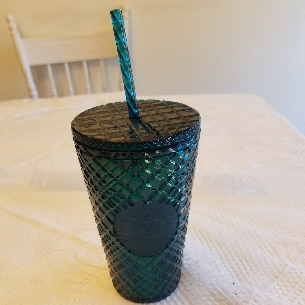 Starbucks 2021 Holiday Green Winter Jeweled Tumbler  Cold Cup Grande 16 oz